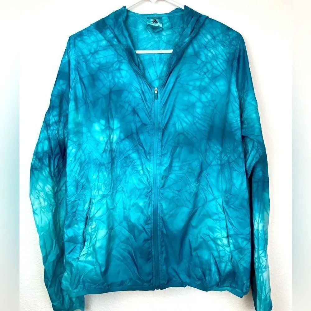 Adidas hooded zip up nylon windbreaker w/ color wash and crinkly texture🎉